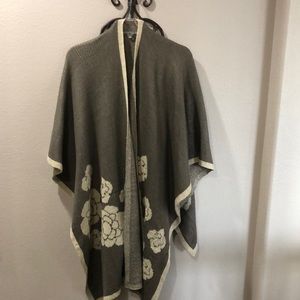 Soft ladies floral wrap